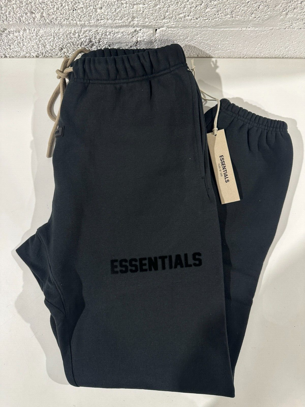 NEW Fear of God Essentials Sweatpant Core Jet Black 130SP232020F Men's Sz S