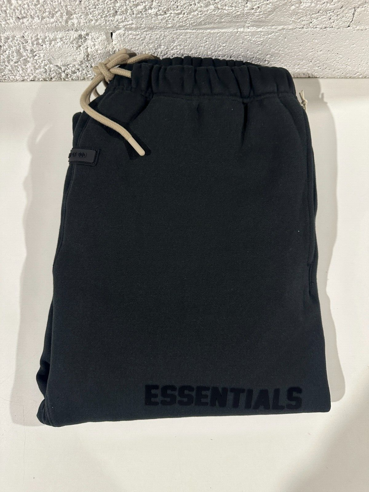 NEW Fear of God Essentials Sweatpant Core Jet Black 130SP232020F Men's Sz S