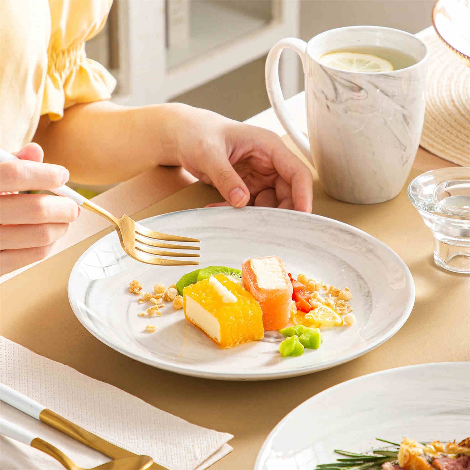 Clay 16 Piece Dinnerware Set